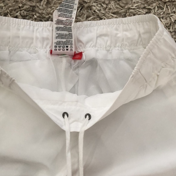 White PUMA activity pants & small zippers each leg, light and comfortable, US M - Picture 4 of 14